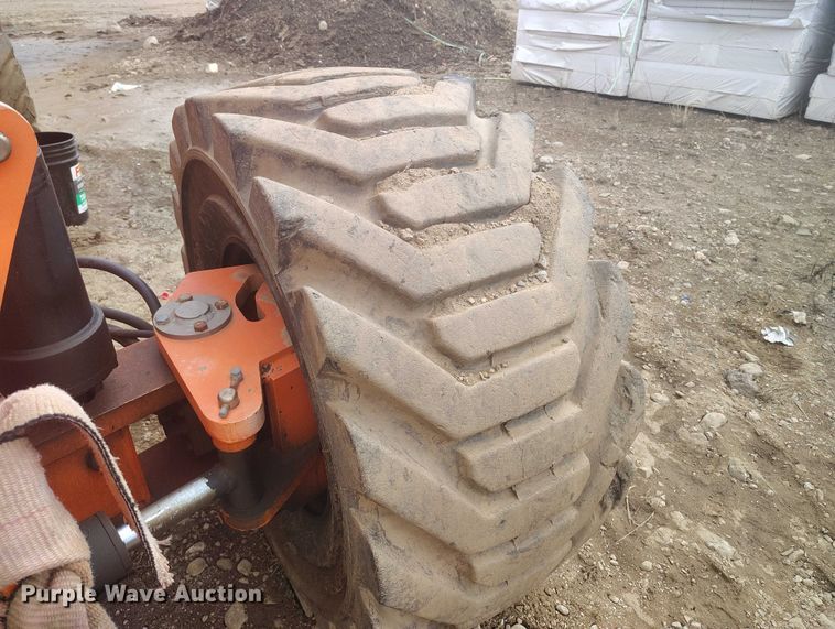 image for item IH9483 2007 JLG 800A boom lift