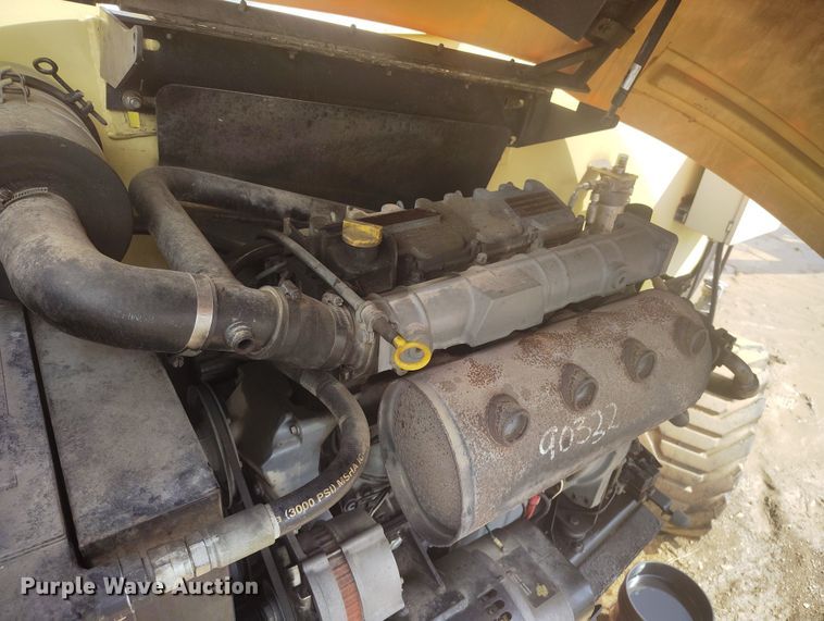 image for item IH9483 2007 JLG 800A boom lift