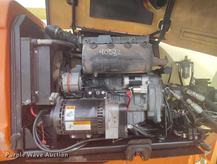 image for item IH9483 2007 JLG 800A boom lift