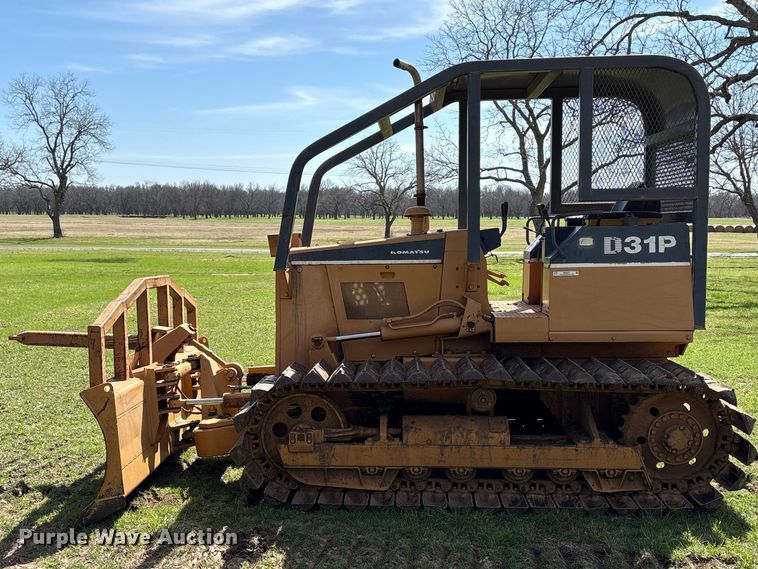 image for item NK9041 Komatsu D31P-18 dozer