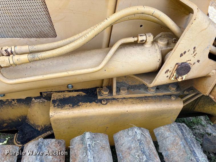 image for item NK9041 Komatsu D31P-18 dozer