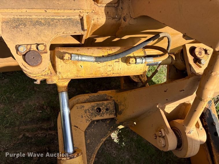image for item NK9041 Komatsu D31P-18 dozer