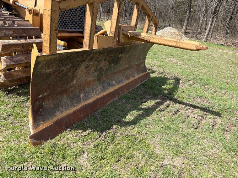 image for item NK9041 Komatsu D31P-18 dozer