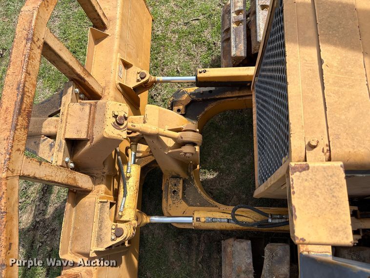 image for item NK9041 Komatsu D31P-18 dozer