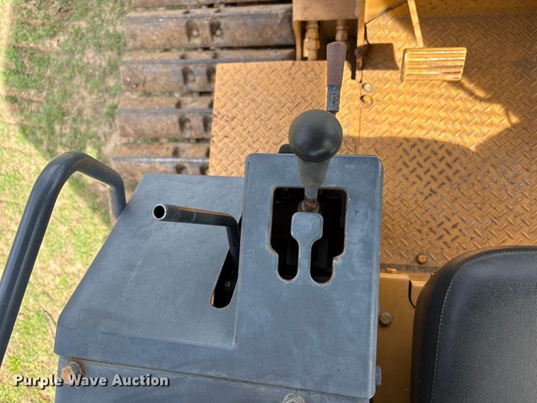 image for item NK9041 Komatsu D31P-18 dozer