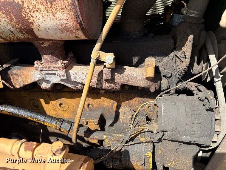 image for item NK9041 Komatsu D31P-18 dozer