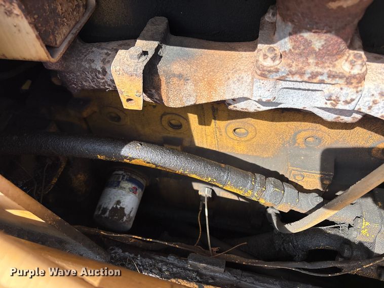 image for item NK9041 Komatsu D31P-18 dozer