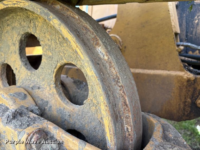 image for item NK9041 Komatsu D31P-18 dozer