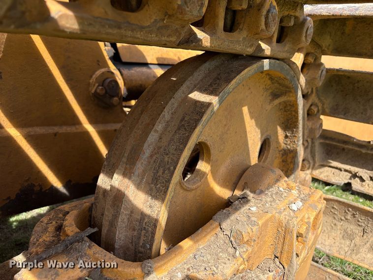 image for item NK9041 Komatsu D31P-18 dozer