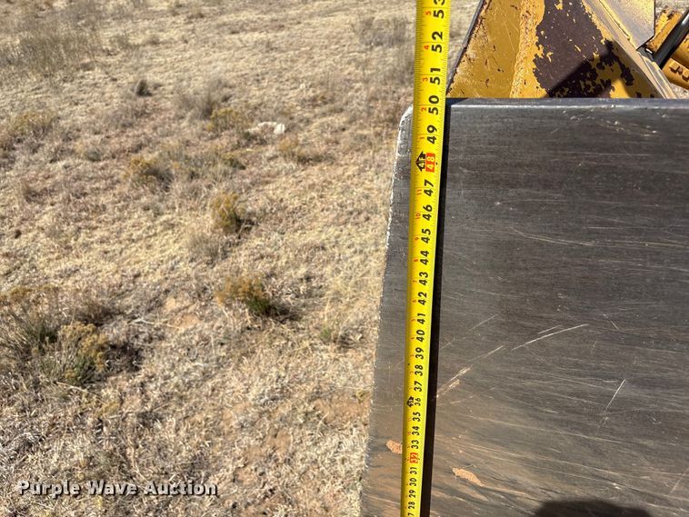 image for item NK9049 2005 Caterpillar D6R dozer