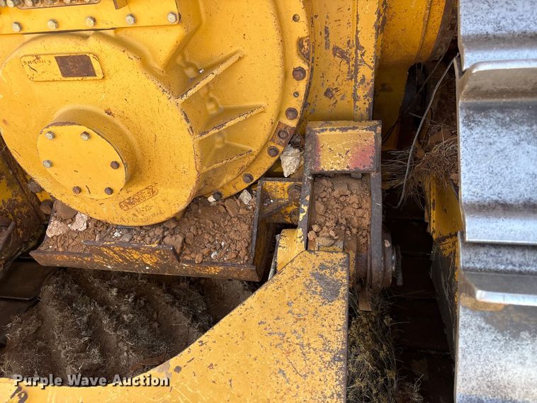image for item NK9049 2005 Caterpillar D6R dozer