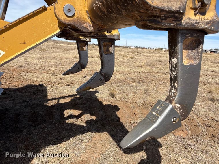 image for item NK9049 2005 Caterpillar D6R dozer