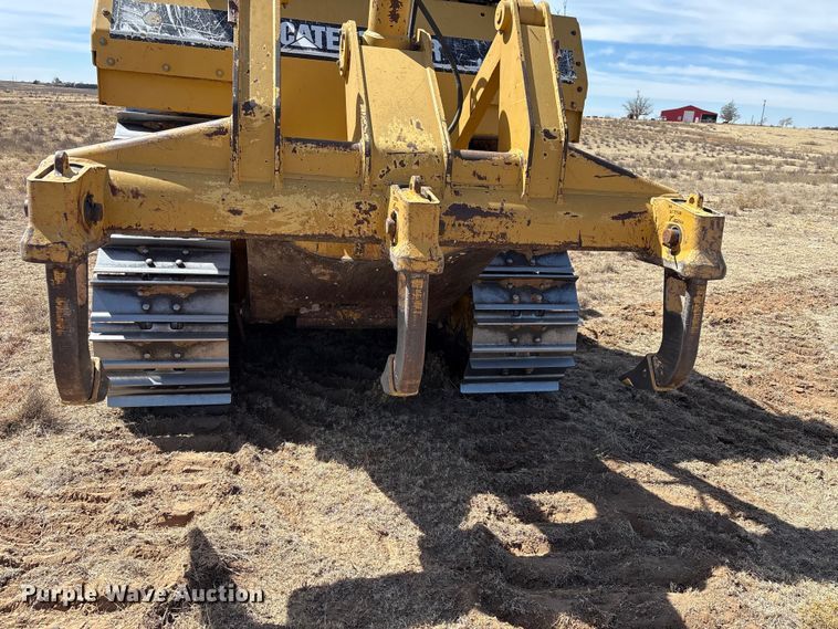 image for item NK9049 2005 Caterpillar D6R dozer