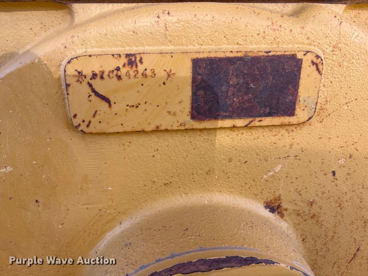 image for item NK9049 2005 Caterpillar D6R dozer