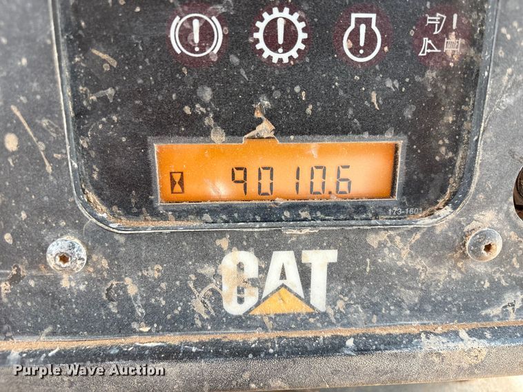 image for item NK9049 2005 Caterpillar D6R dozer