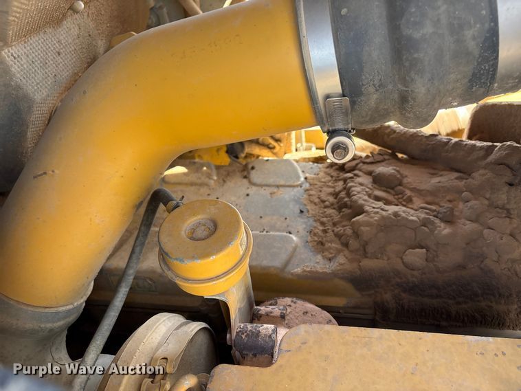 image for item NK9049 2005 Caterpillar D6R dozer