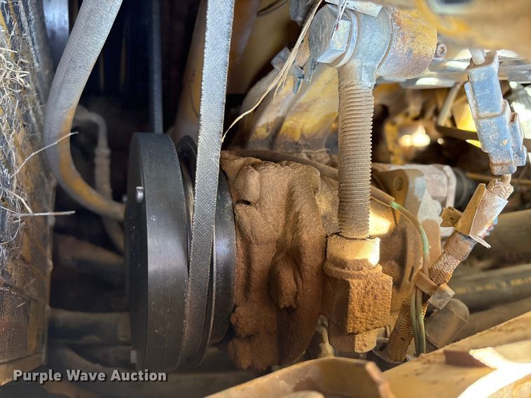 image for item NK9049 2005 Caterpillar D6R dozer