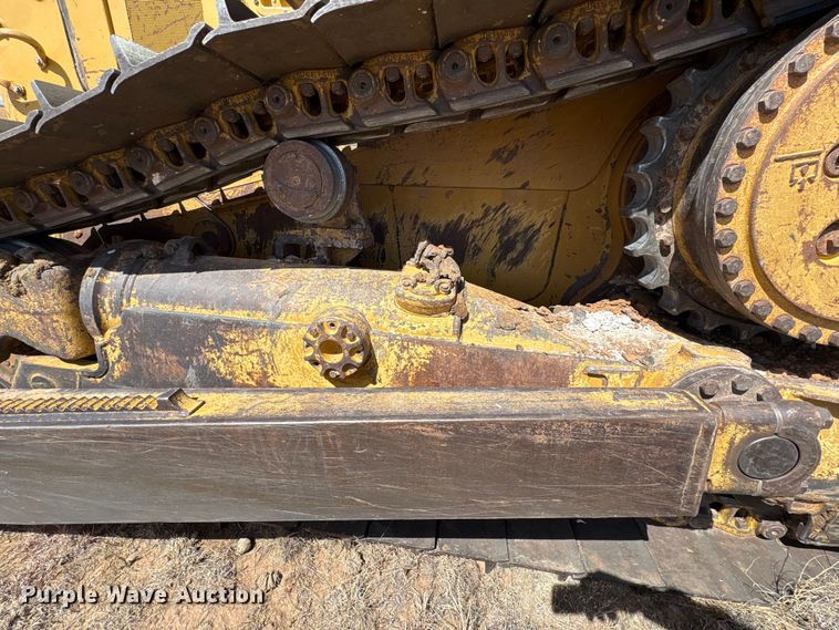 image for item NK9049 2005 Caterpillar D6R dozer