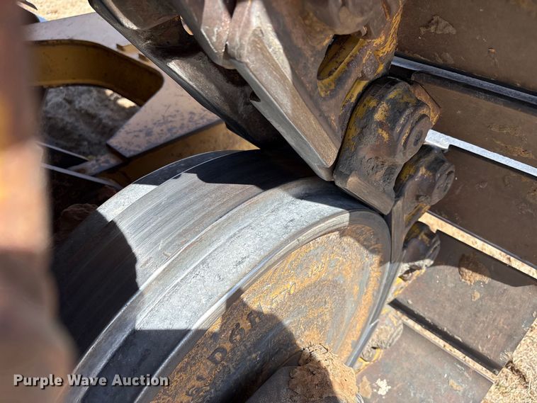 image for item NK9049 2005 Caterpillar D6R dozer