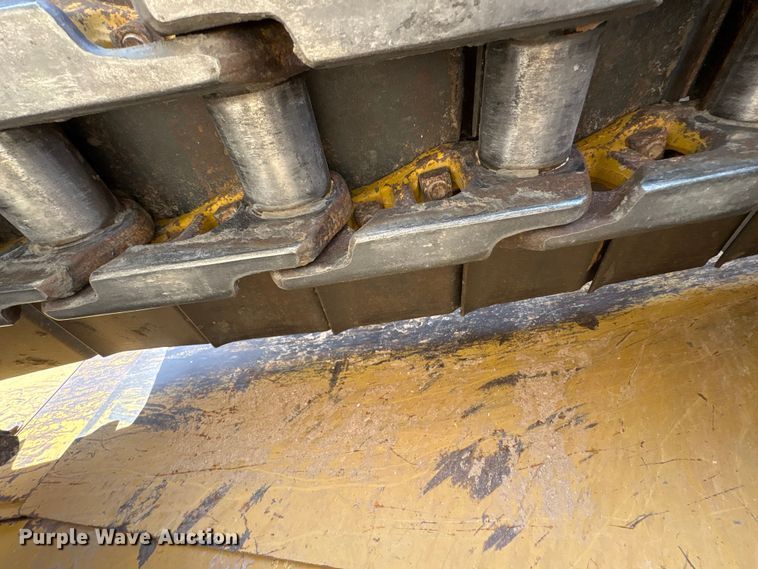 image for item NK9049 2005 Caterpillar D6R dozer