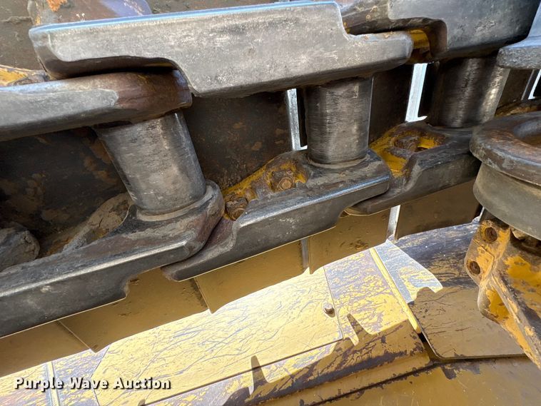 image for item NK9049 2005 Caterpillar D6R dozer