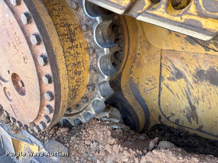 image for item NK9049 2005 Caterpillar D6R dozer