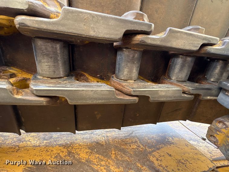 image for item NK9049 2005 Caterpillar D6R dozer