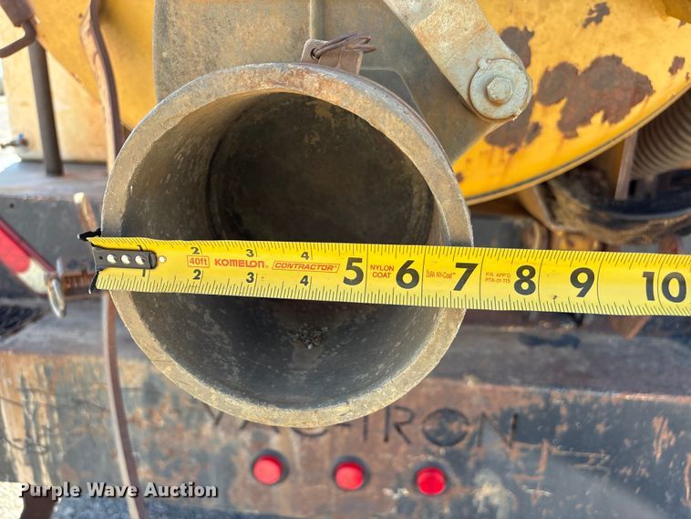 image for item NK9102 2017 Ford F750 Super Duty hydrovac truck