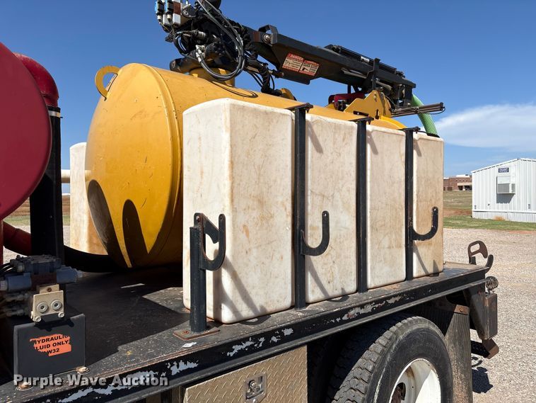 image for item NK9102 2017 Ford F750 Super Duty hydrovac truck