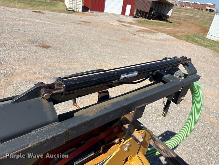 image for item NK9102 2017 Ford F750 Super Duty hydrovac truck