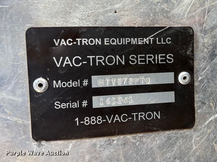 image for item NK9102 2017 Ford F750 Super Duty hydrovac truck