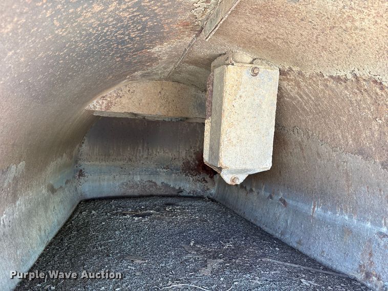 image for item NK9102 2017 Ford F750 Super Duty hydrovac truck