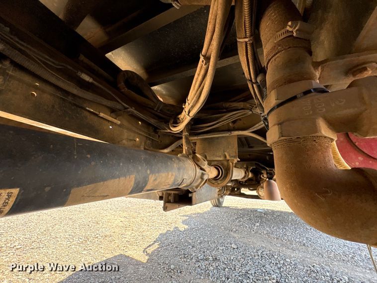 image for item NK9102 2017 Ford F750 Super Duty hydrovac truck