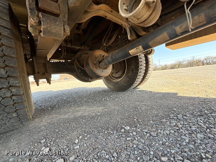 image for item NK9102 2017 Ford F750 Super Duty hydrovac truck