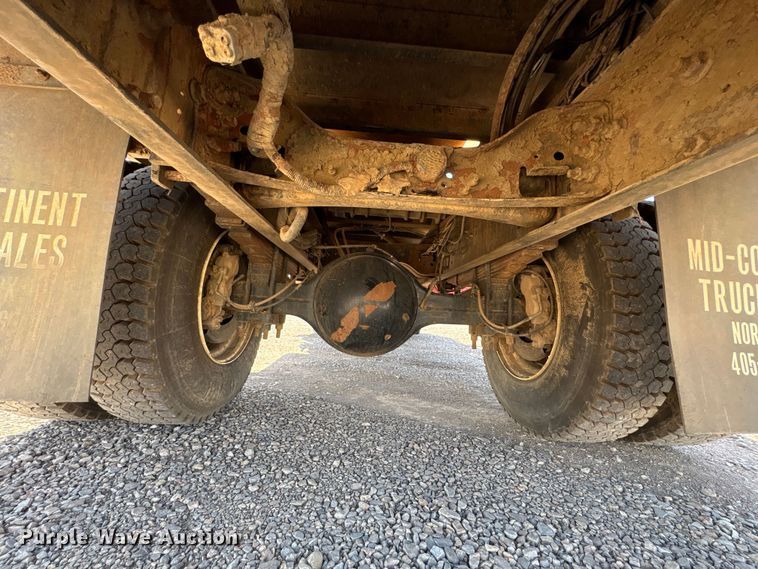 image for item NK9102 2017 Ford F750 Super Duty hydrovac truck