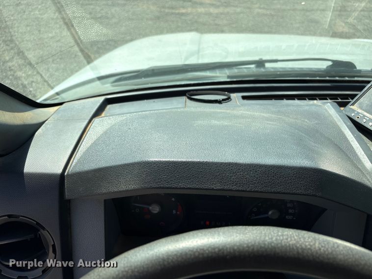 image for item NK9102 2017 Ford F750 Super Duty hydrovac truck