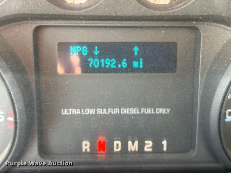 image for item NK9102 2017 Ford F750 Super Duty hydrovac truck