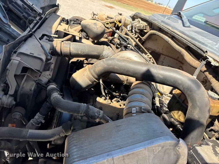 image for item NK9102 2017 Ford F750 Super Duty hydrovac truck