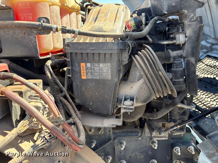 image for item NK9102 2017 Ford F750 Super Duty hydrovac truck