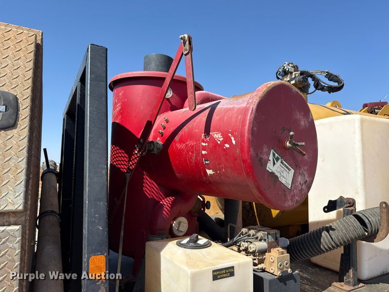 image for item NK9103 2017 Ford F750 Super Duty hydrovac truck