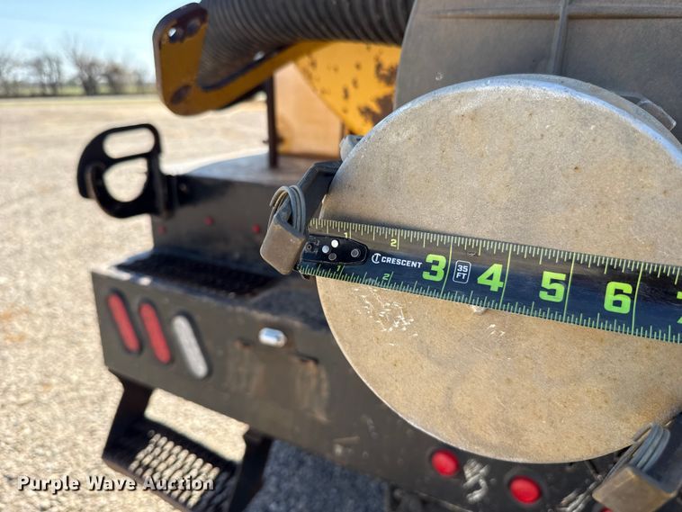 image for item NK9103 2017 Ford F750 Super Duty hydrovac truck