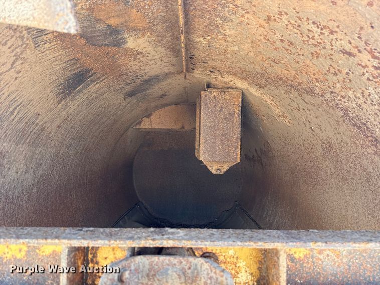 image for item NK9103 2017 Ford F750 Super Duty hydrovac truck