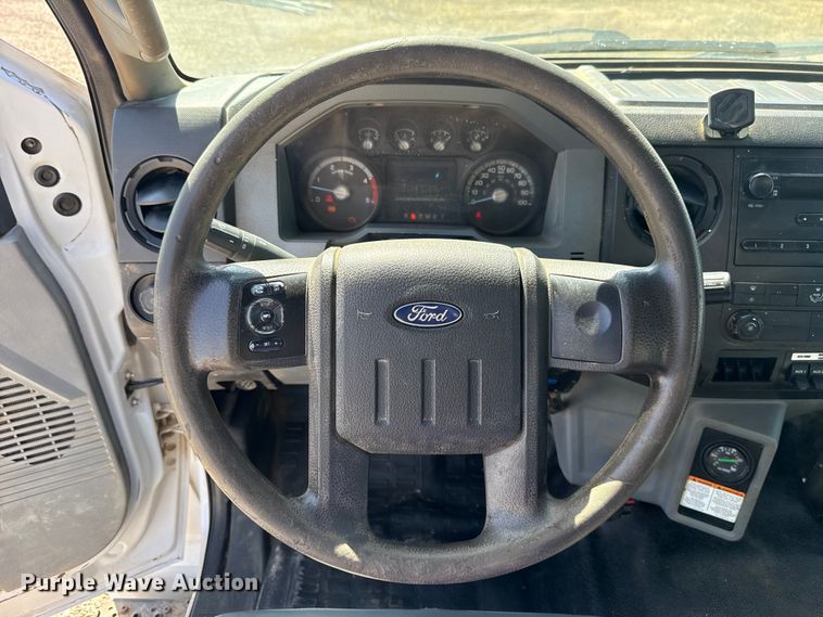 image for item NK9103 2017 Ford F750 Super Duty hydrovac truck