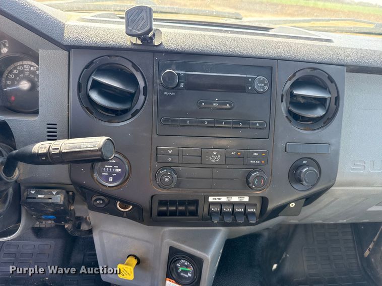 image for item NK9103 2017 Ford F750 Super Duty hydrovac truck