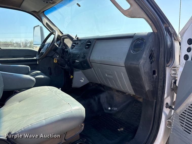 image for item NK9103 2017 Ford F750 Super Duty hydrovac truck