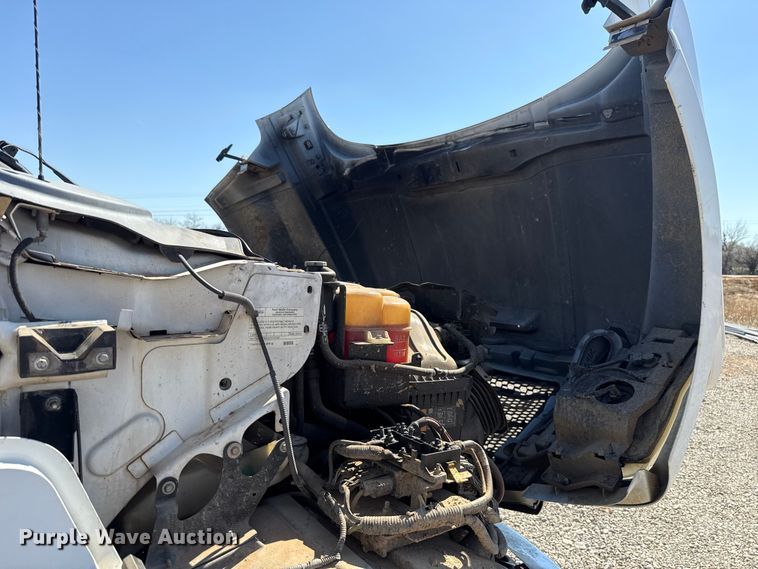 image for item NK9103 2017 Ford F750 Super Duty hydrovac truck