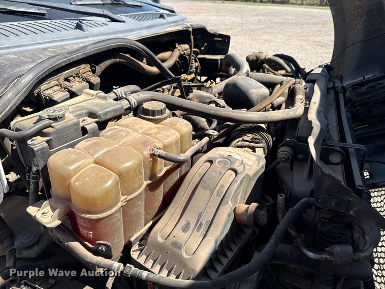 image for item NK9103 2017 Ford F750 Super Duty hydrovac truck