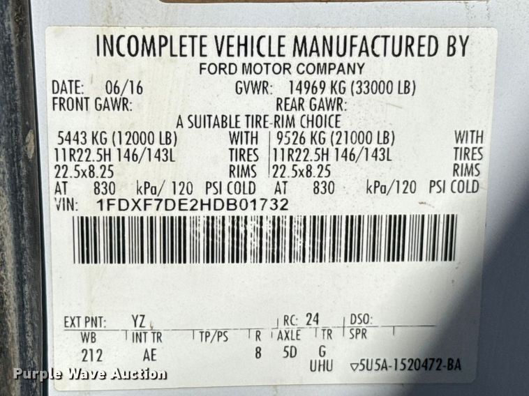 image for item NK9103 2017 Ford F750 Super Duty hydrovac truck