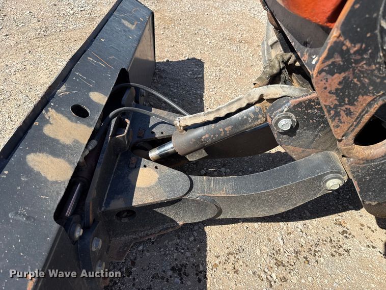 image for item NK9104 2005 Ditch Witch RT115 rock saw