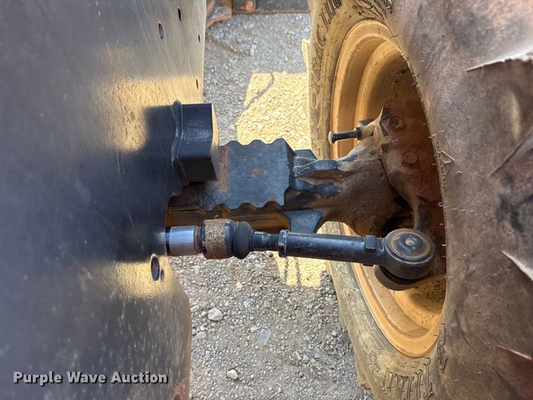 image for item NK9104 2005 Ditch Witch RT115 rock saw